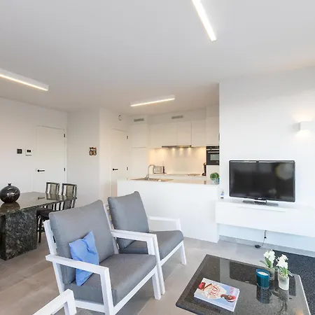 Newly Built Flat Near The Centre Apartamento Middelkerke